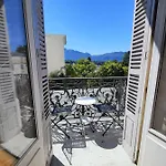 Grand Studio 38m2 Dans Ancien Palace Avec Piscine Et Place De Parking Privée