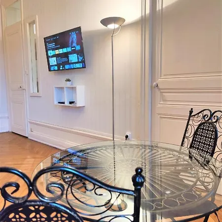 アパート Grand Studio 38m2 Dans Ancien Palace Avec Piscine Et Place De Parking Privee *