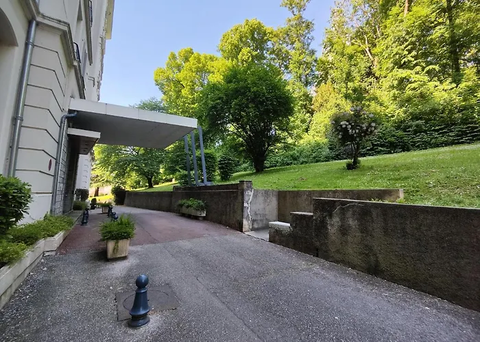 Apartment Grand Studio 38m2 Dans Ancien Palace Avec Piscine Et Place De Parking Privee *